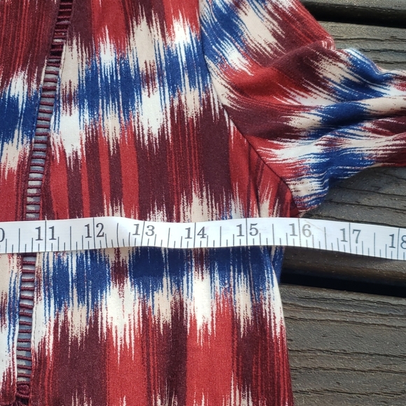 Skies are Blue Top - Picture 5 of 8